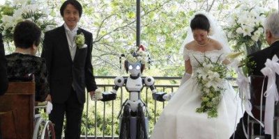 Vjenčanje sa matičarem robotom